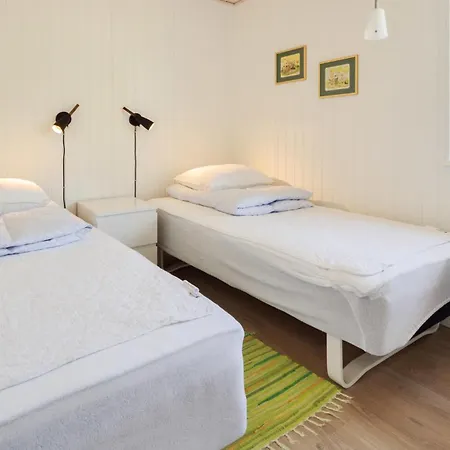 Four-Bedroom Holiday Home In Haderslev 別荘 Diernæs
