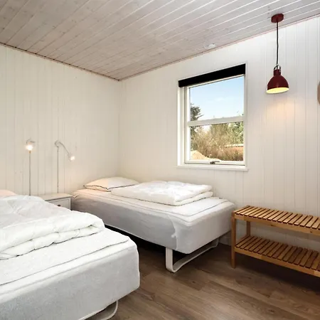 Four-Bedroom Holiday Home In Haderslev 別荘 Diernæs